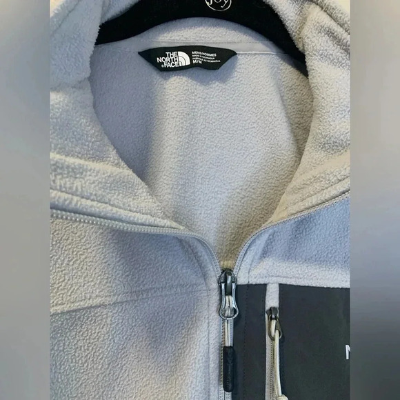 The North Face half zip fleece - Picture 3 of 4
